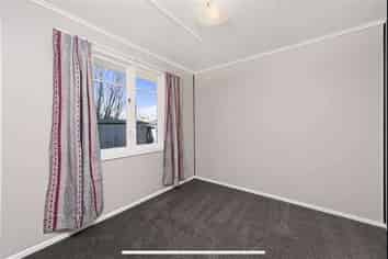 11 Queen Road, Bellevue