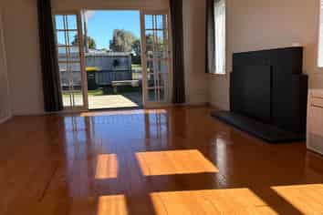 8 Landscape Road , Pukekohe