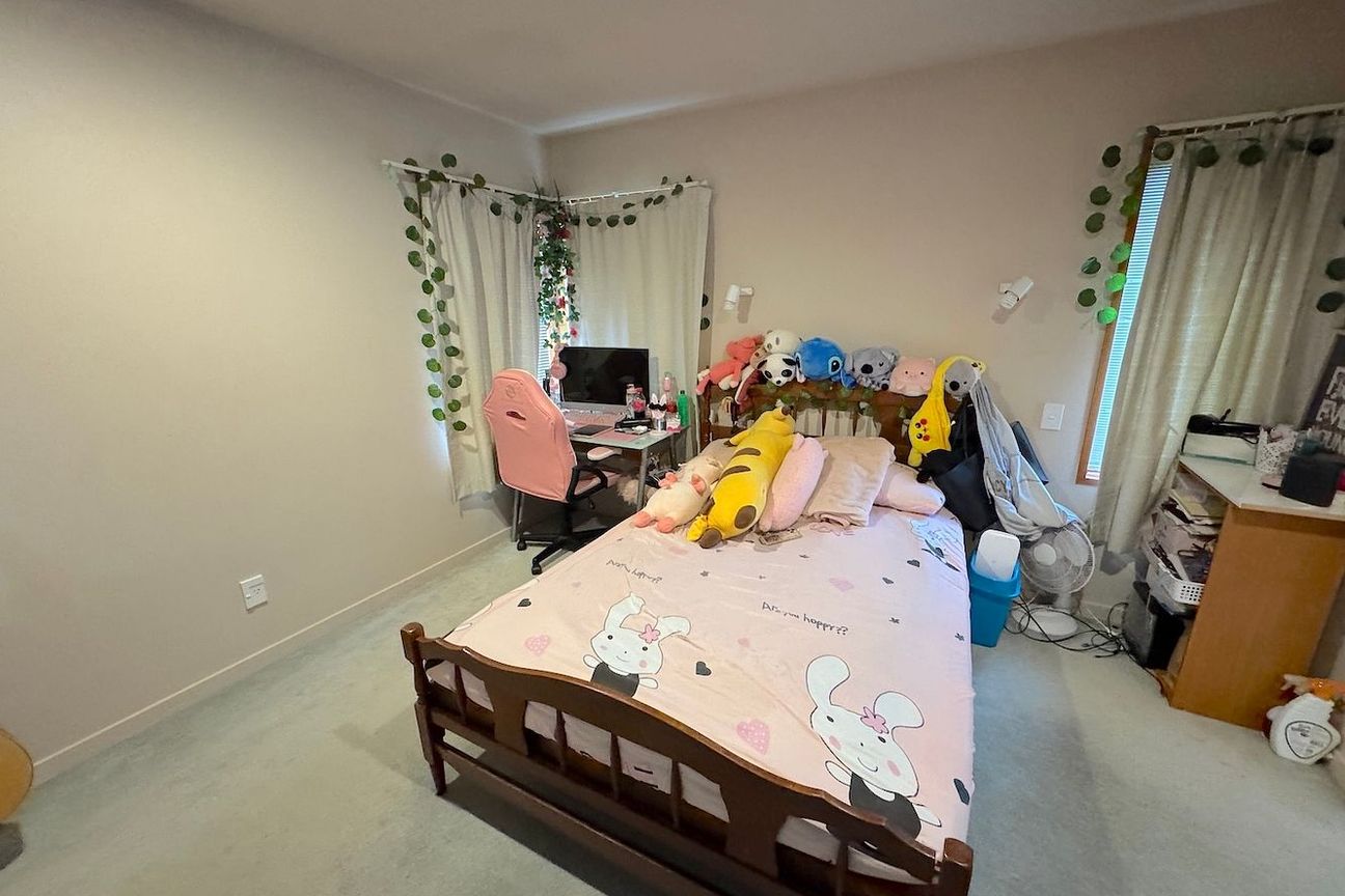 A standalone house in convenient location - Vista 6