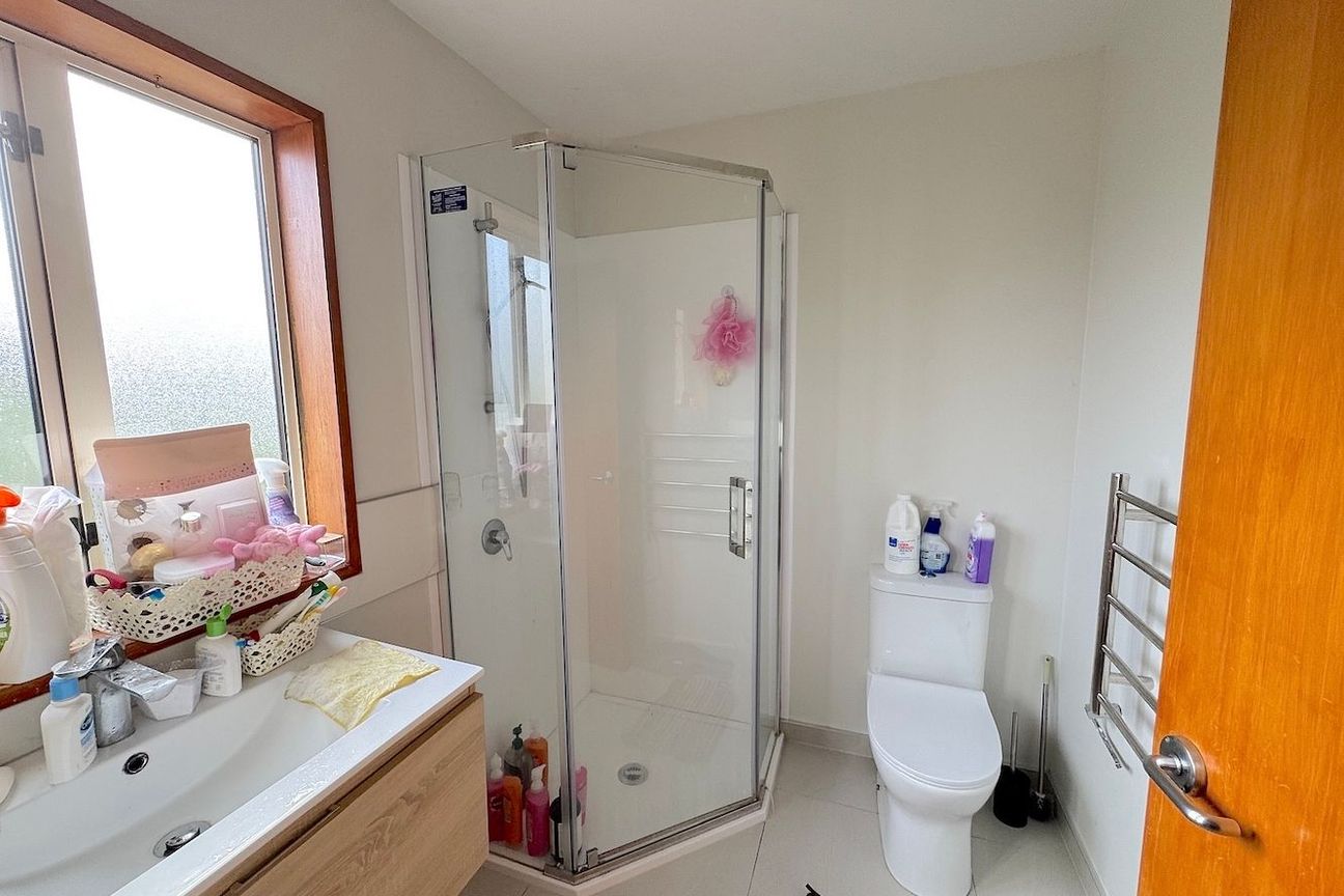 A standalone house in convenient location - Vista 5
