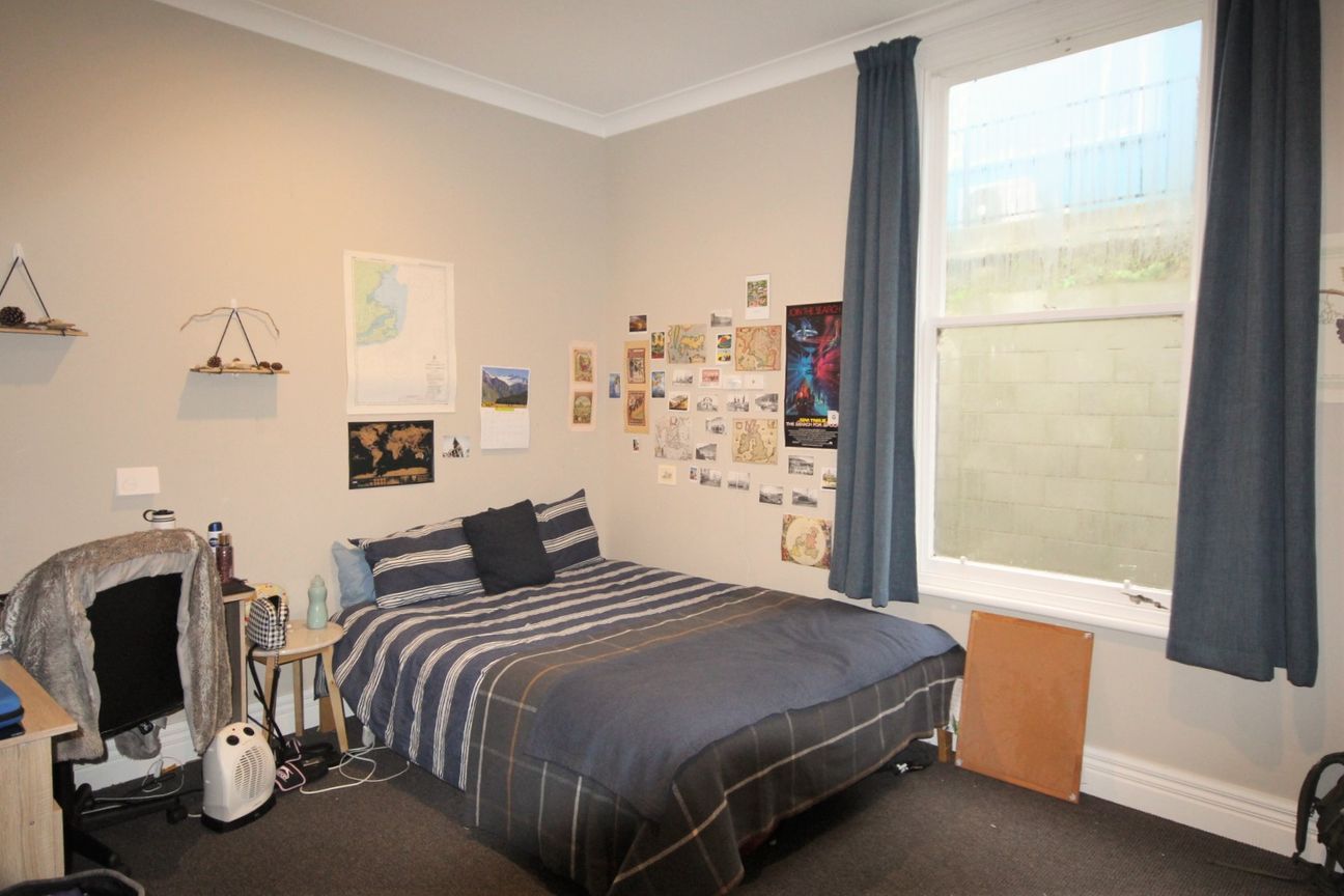 Spacious 6-Bedroom Student Home - Available for 2027 - Bild 6