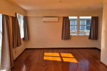 Auckland - Address withheld