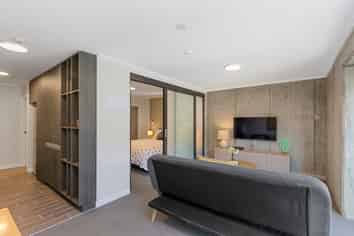 902/111 Molesworth Street, Thorndon
