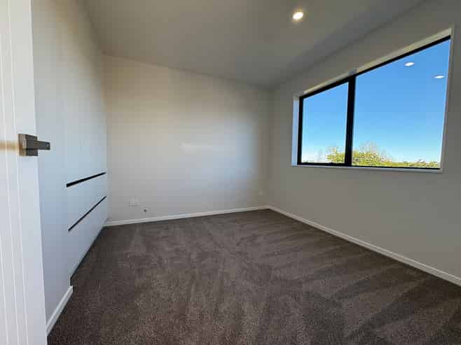 21A Orinda Close, Botany Downs