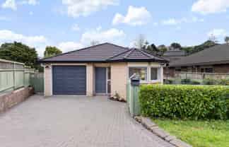 5 Red Hibiscus Road, Stanmore Bay
