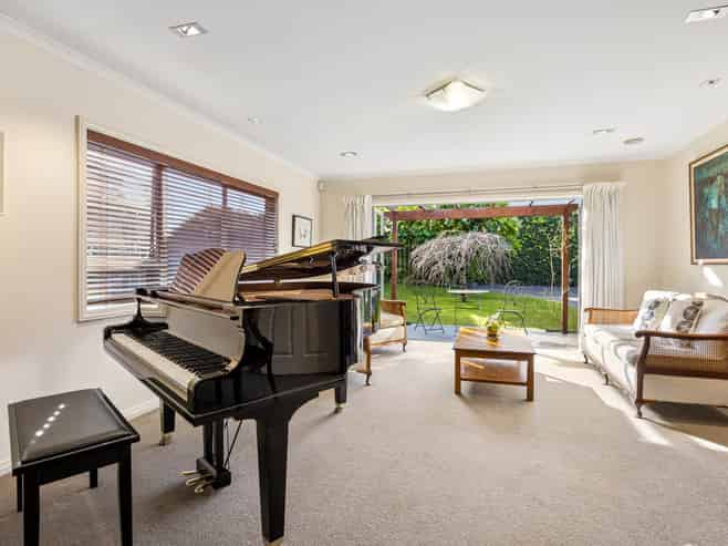 18A Rewi Road, Royal Oak