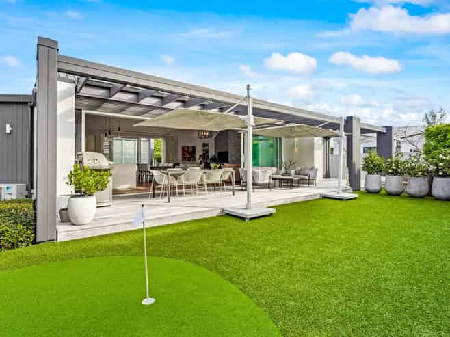 18 Torea Road, Matakana