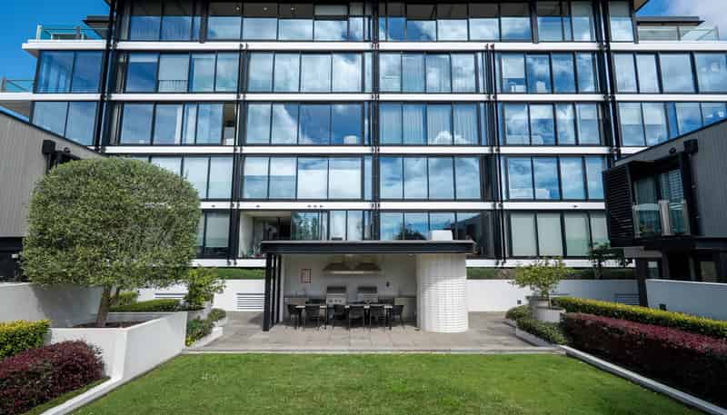 9/236 Kepa Road, Mission Bay