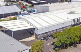 Savills | Prime Avondale Industrial Facility