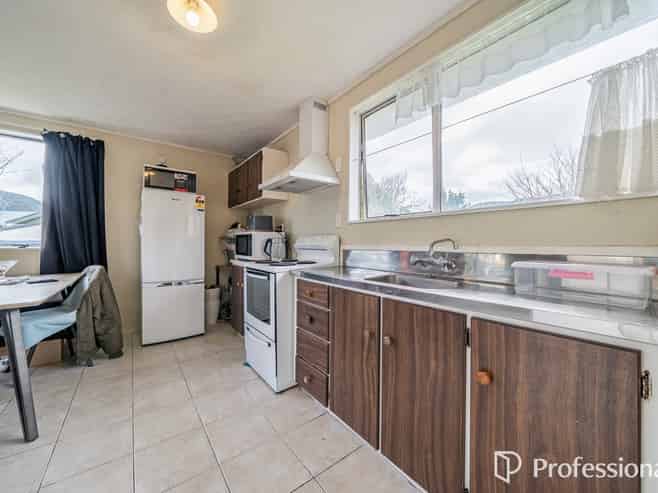 14 Honey Street, Wainuiomata