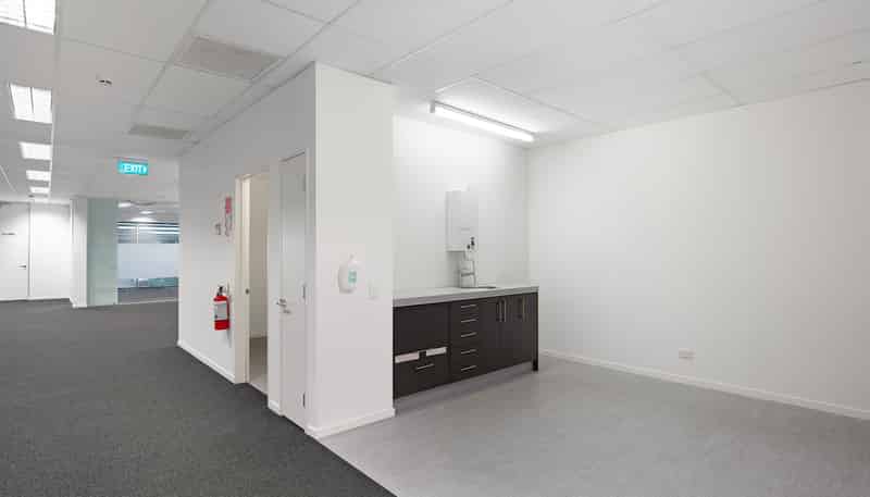 8/2 Barry Hogan Place, Riccarton