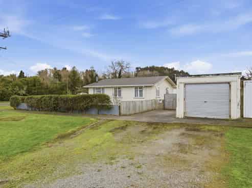 4 Station Road, Hunterville