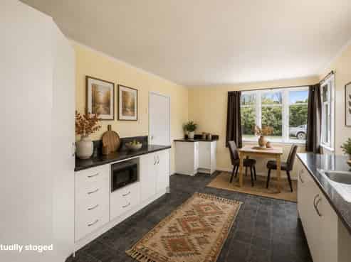4 Station Road, Hunterville