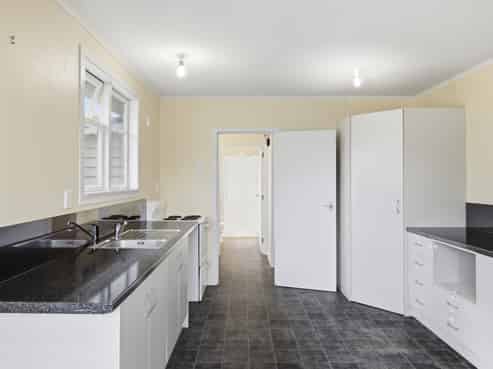 4 Station Road, Hunterville