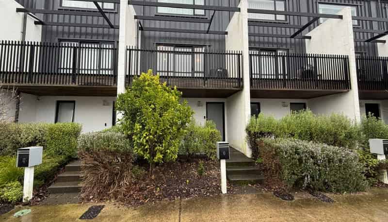 10 Tahuhu Road, Mount Wellington