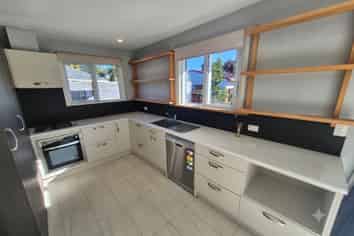 8 Prisk Place, Hillsborough