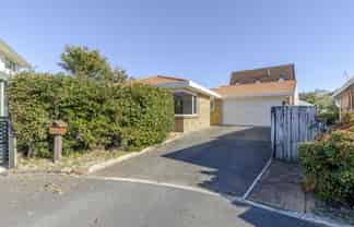 20c Kellyville Heights, Merrilands