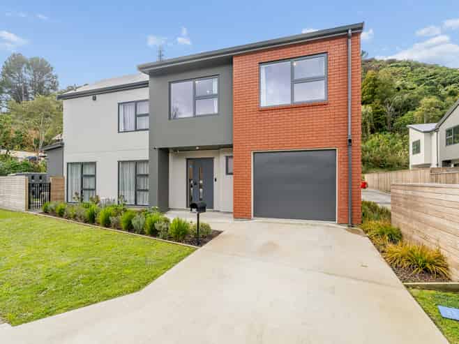 62a Akatarawa Road, Brown Owl