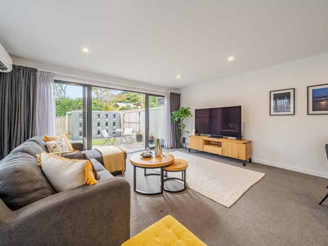 62a Akatarawa Road, Brown Owl