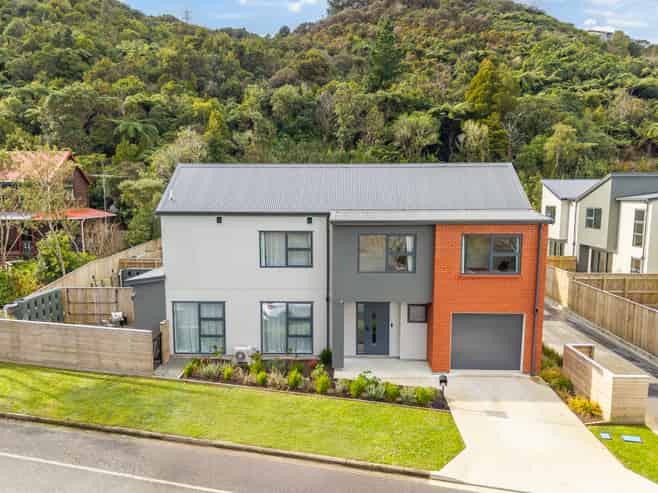 62a Akatarawa Road, Brown Owl