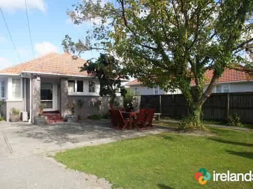 16 Halton Street, Strowan