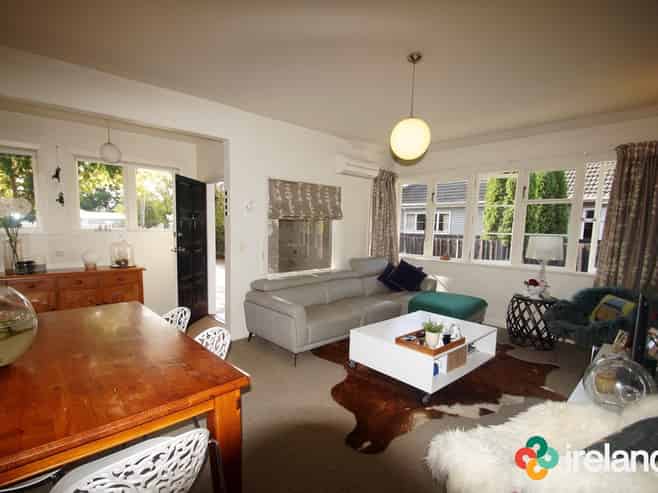 16 Halton Street, Strowan