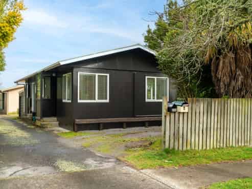 1/49 Whakaipo Avenue , Taupo