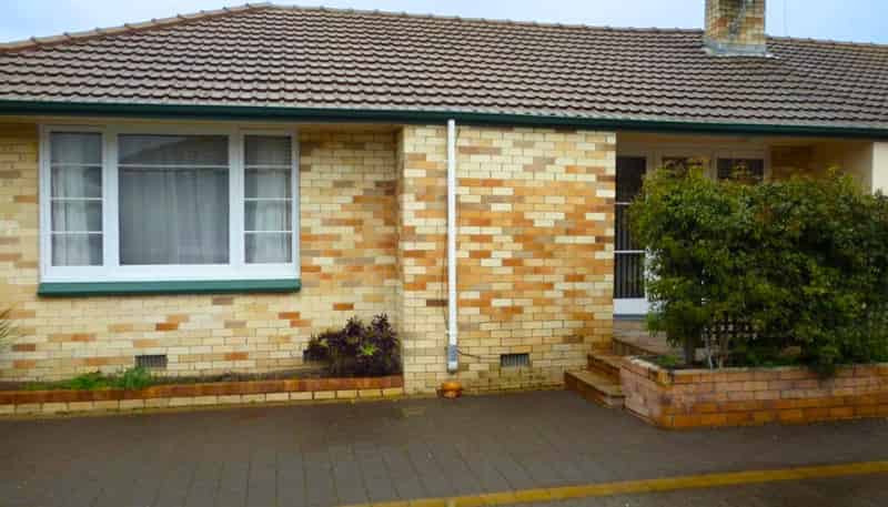 8 Firth Street, Hamilton East