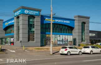 166 Moorhouse Avenue  Fully Fitted Office with Ample Parking