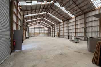 Warehouse and Secure Yard