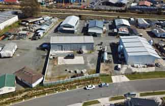 Warehouse and Secure Yard