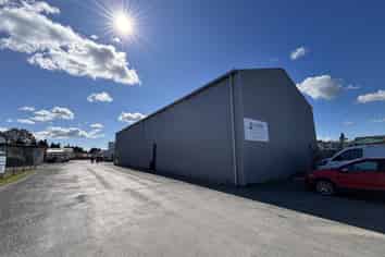 Warehouse and Secure Yard