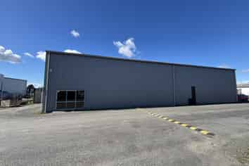 Warehouse and Secure Yard