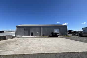 Warehouse and Secure Yard