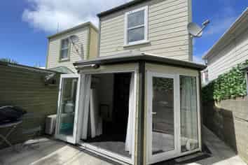 4 Yale Road, Mount Cook