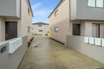 6/4017 Great North Road, Glen Eden