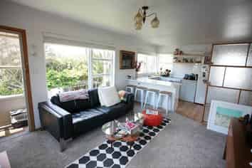 4/143 Point Chevalier Road, Point Chevalier