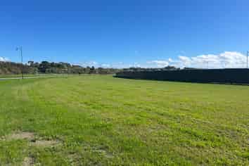 83 Pelorus Avenue, Poraiti