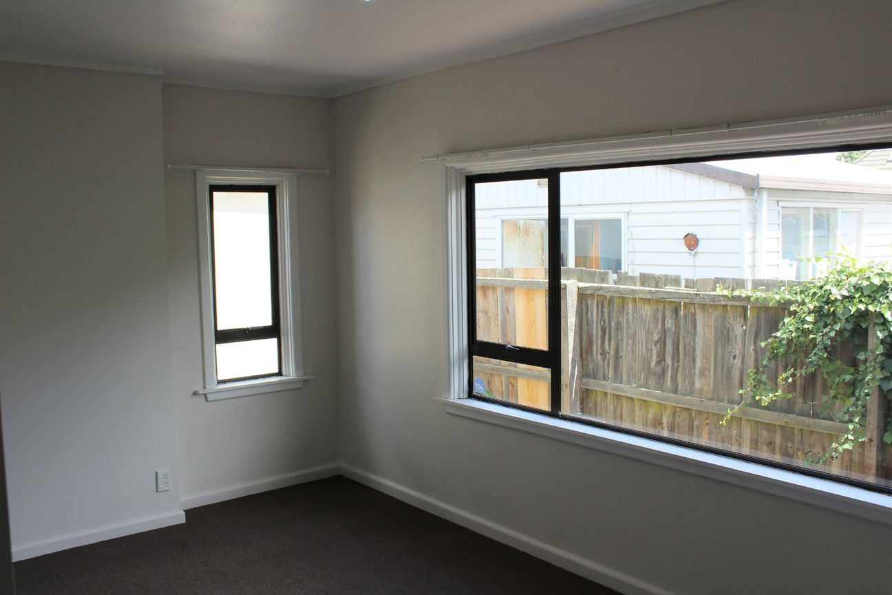 Fantastic 6 Bedroom Student Rental - Altro