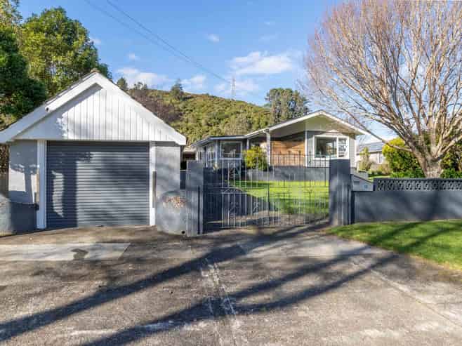 15 Black Beech Street, Birchville