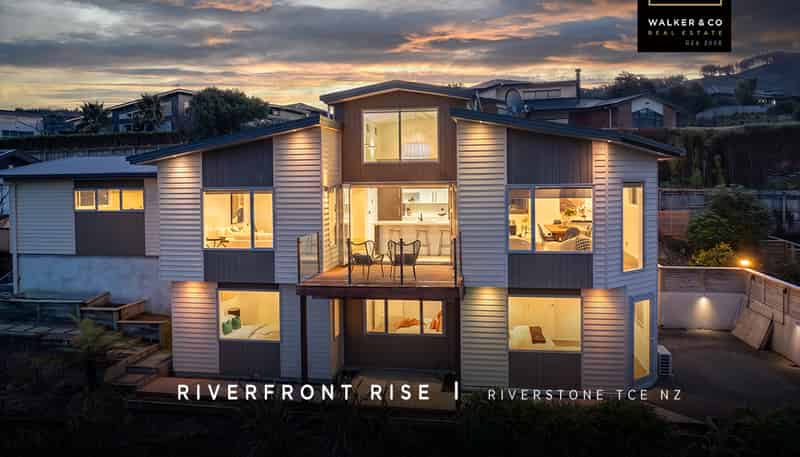 25A Riverstone Drive, Riverstone Terraces
