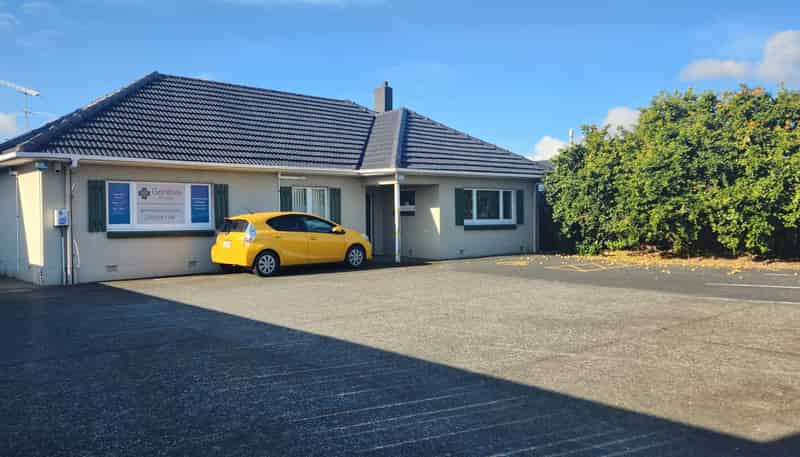 1/220 Great South Road, Takanini