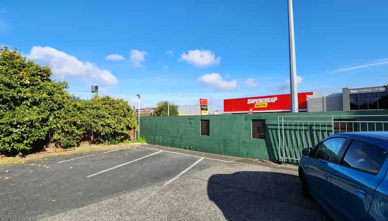 1/220 Great South Road, Takanini