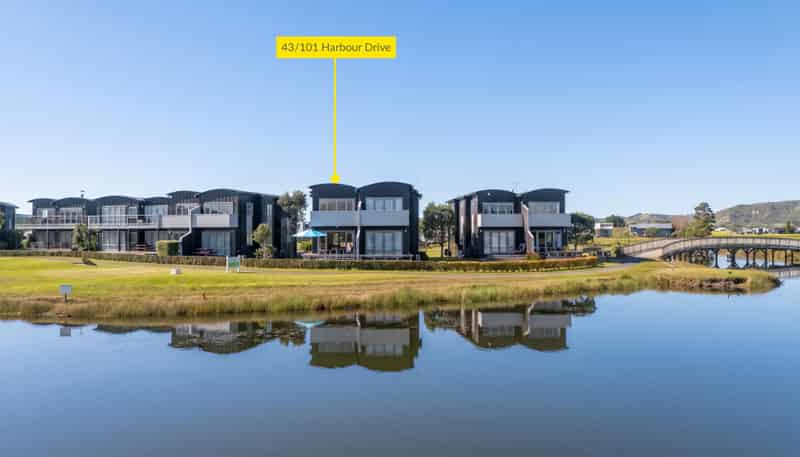 43/101 Harbour Drive, Matarangi