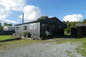 997 Main South Road, Camerons