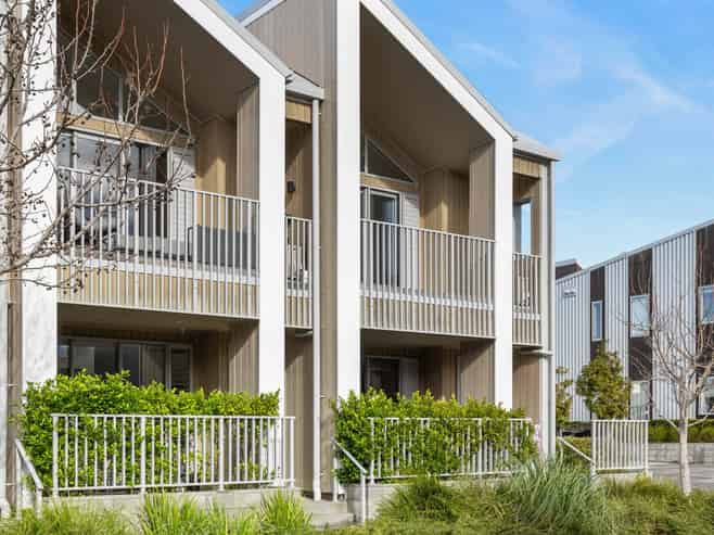 14/2 Warrant Officer Lane, Hobsonville