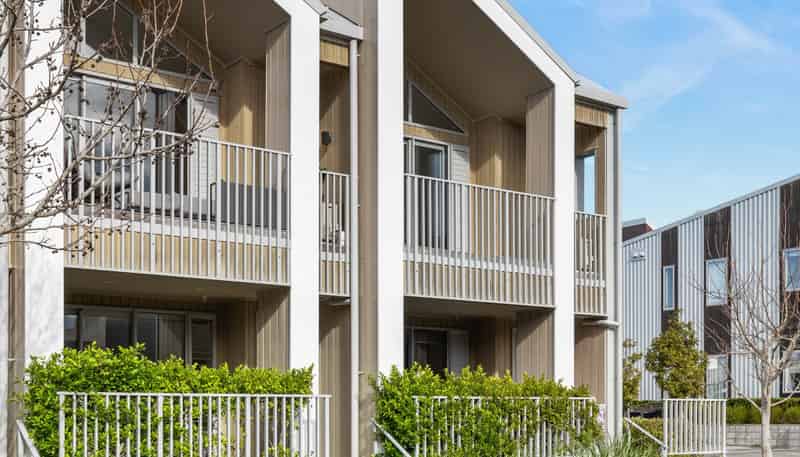 14/2 Warrant Officer Lane, Hobsonville