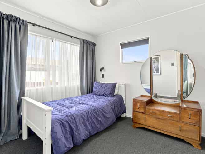 60 Hinau Street, Castlecliff