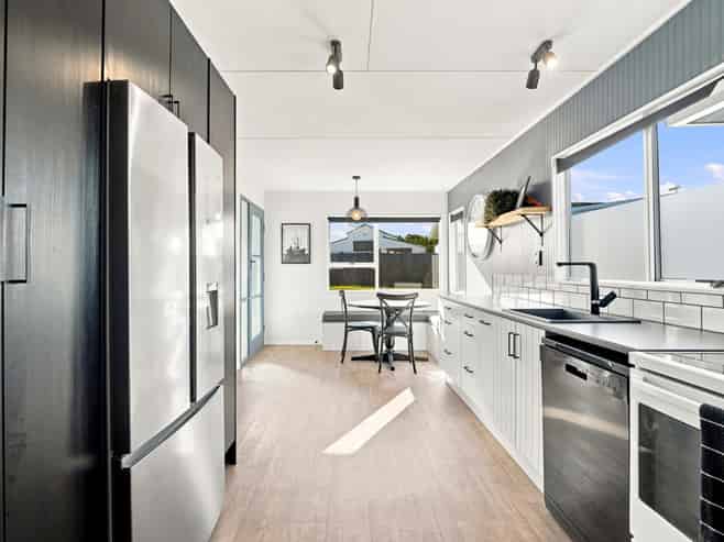 60 Hinau Street, Castlecliff