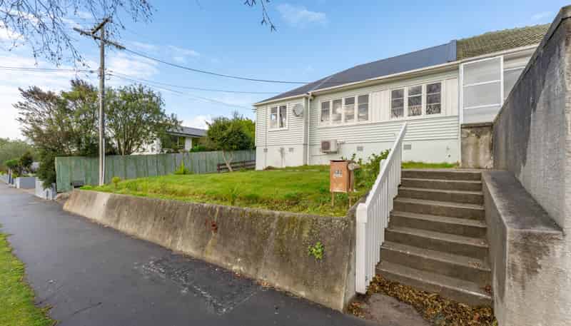 80 Luxmoore Road, Marchwiel
